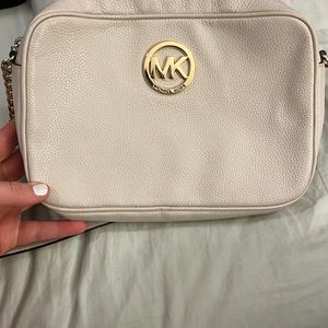 White Michael kors cross body
